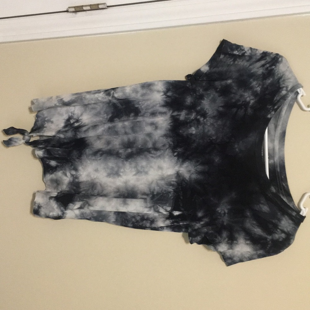 Black and White Tee